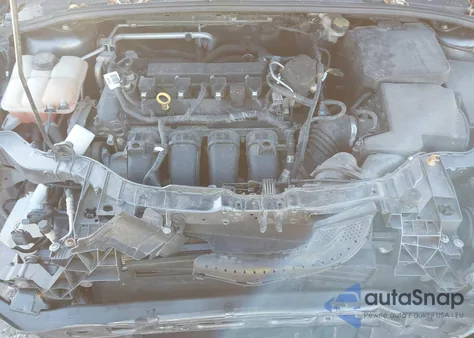 2016 Ford Focus Se z USA, uszkodzony, nr VIN 1FADP3F24GL314238